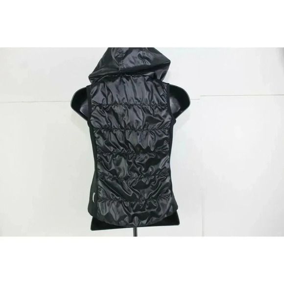 Youth Black zella vest with hood size M (8/10) - Picture 5 of 10